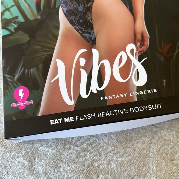 Brand New Eat Me Flash Reactive Bodysuit w/ Elastic & Snap Closure Mushroom - Picture 6 of 14